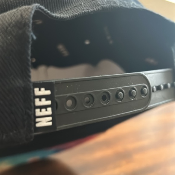 NEFF ADJUSTABLE HATS unisex.. - Picture 9 of 9